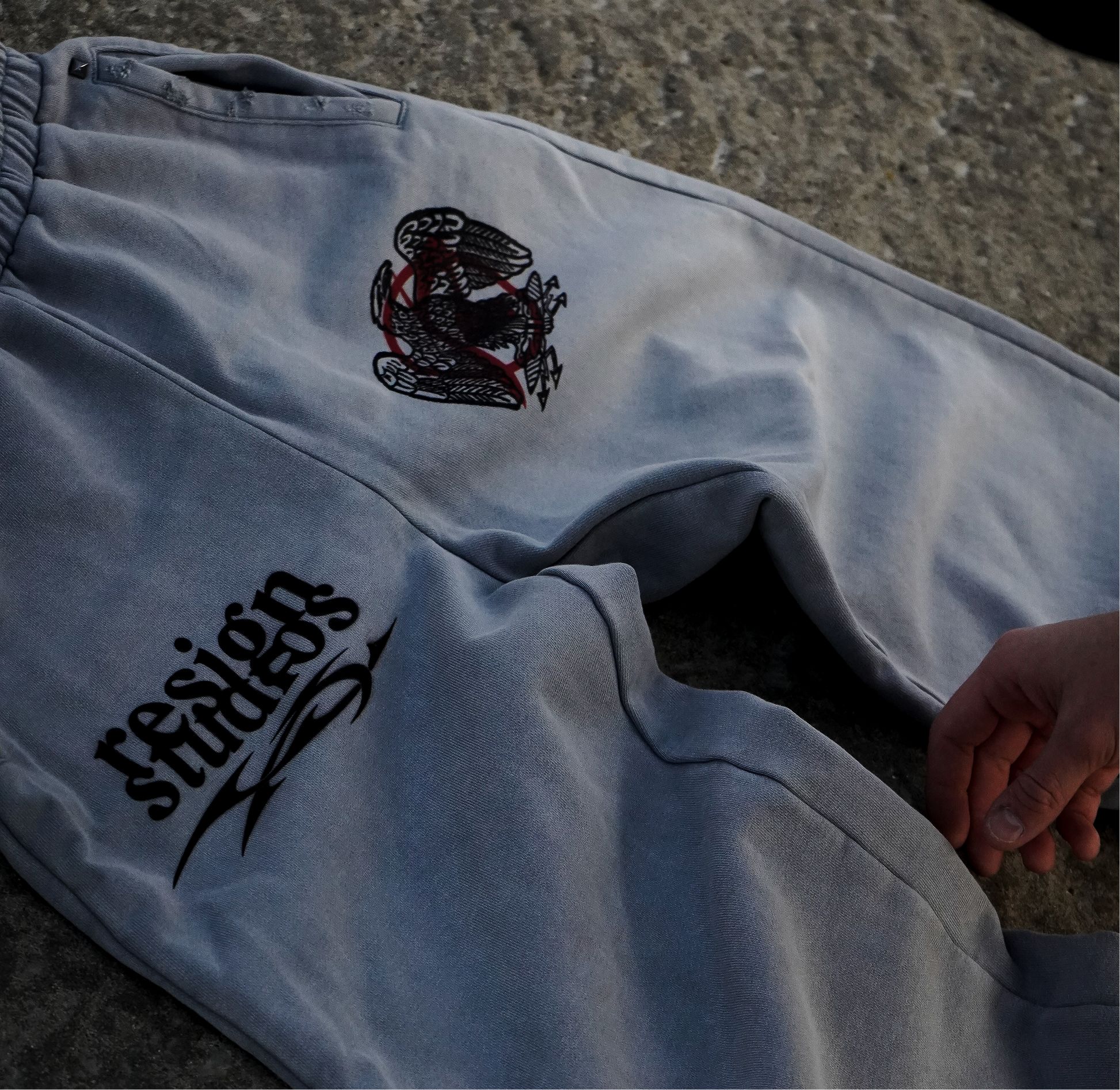【SATIIIZ】Heads Eagle Print Sweatpants EAGLE